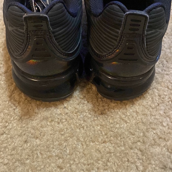 Air Max - Picture 5 of 5